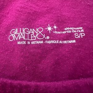 Long sleeve plum color